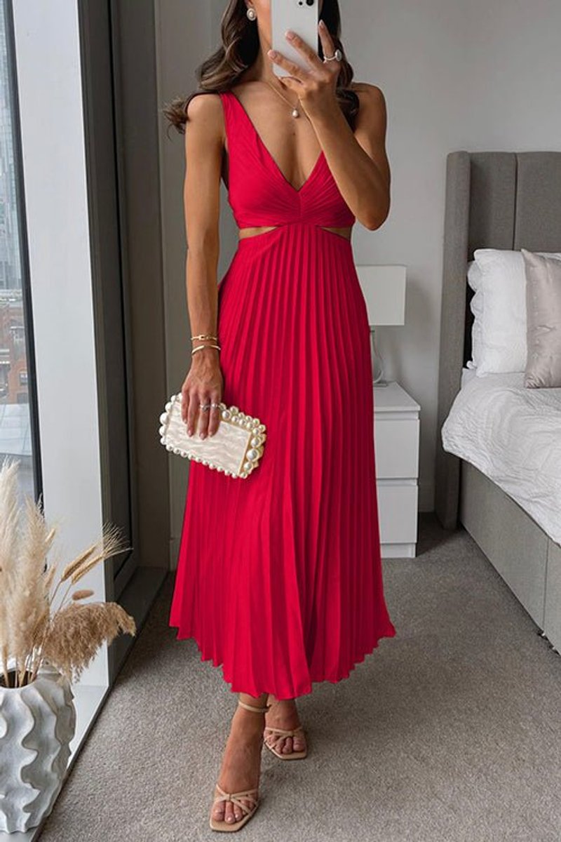 Mother of the Bride Dress Sleeveless V-Neck Pleated Maxi - Red