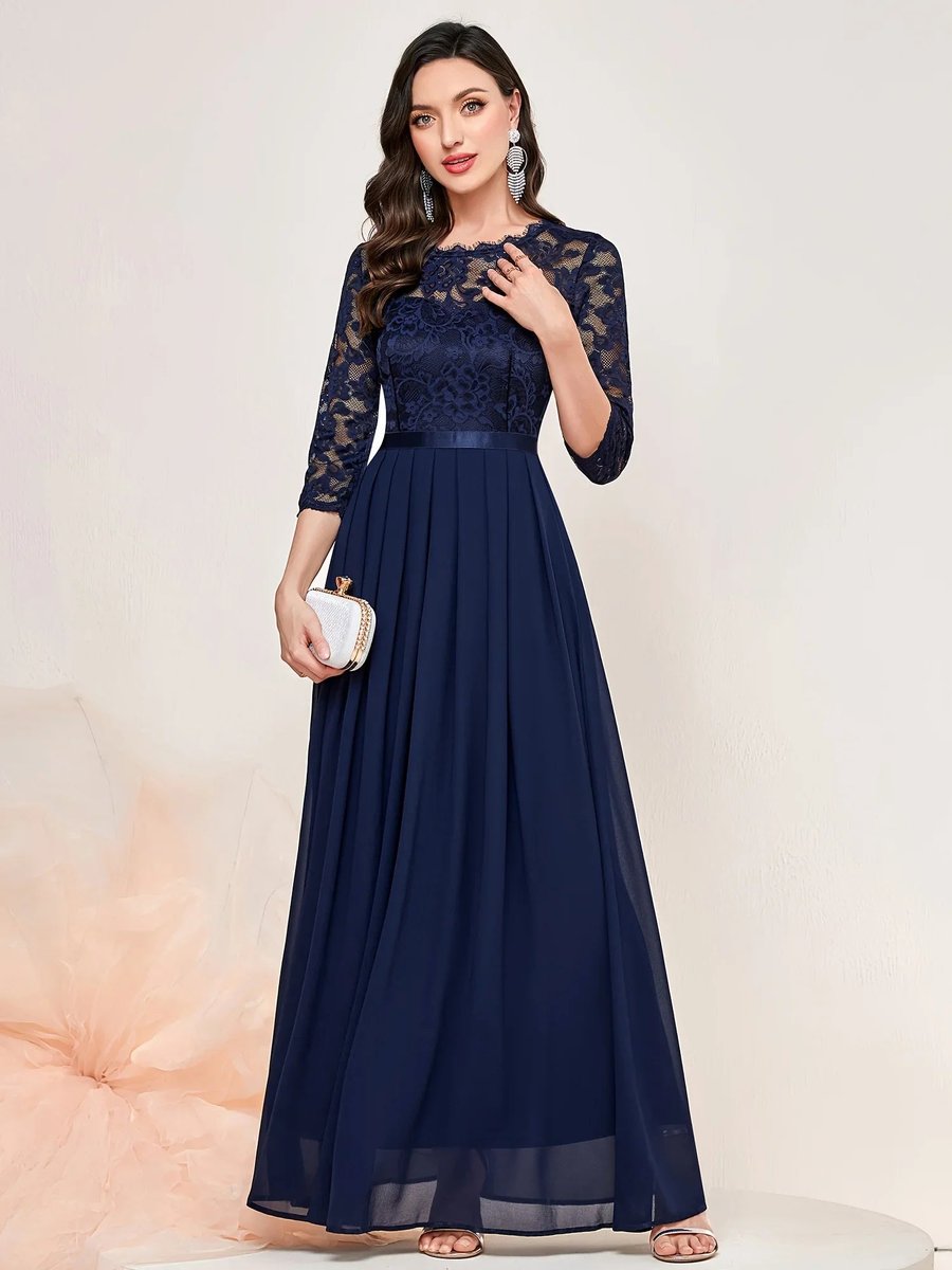 Women's Lace Bodice Quarter-Sleeve Pleated Maxi Formal Dresses