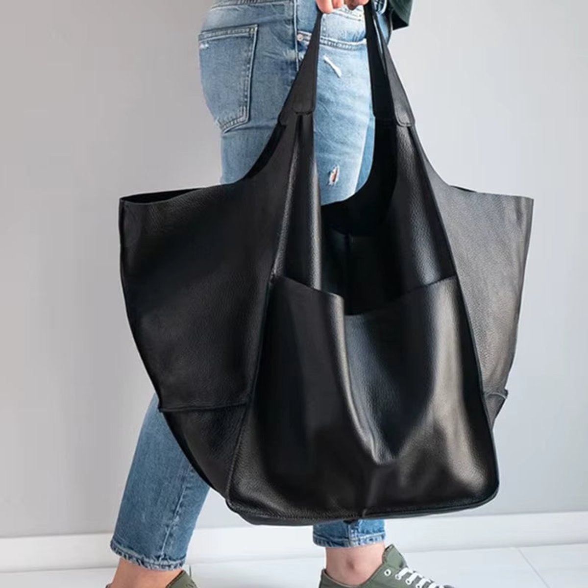 Women's Oversized Vegan Leather Magnetic-Closure Tote Bag