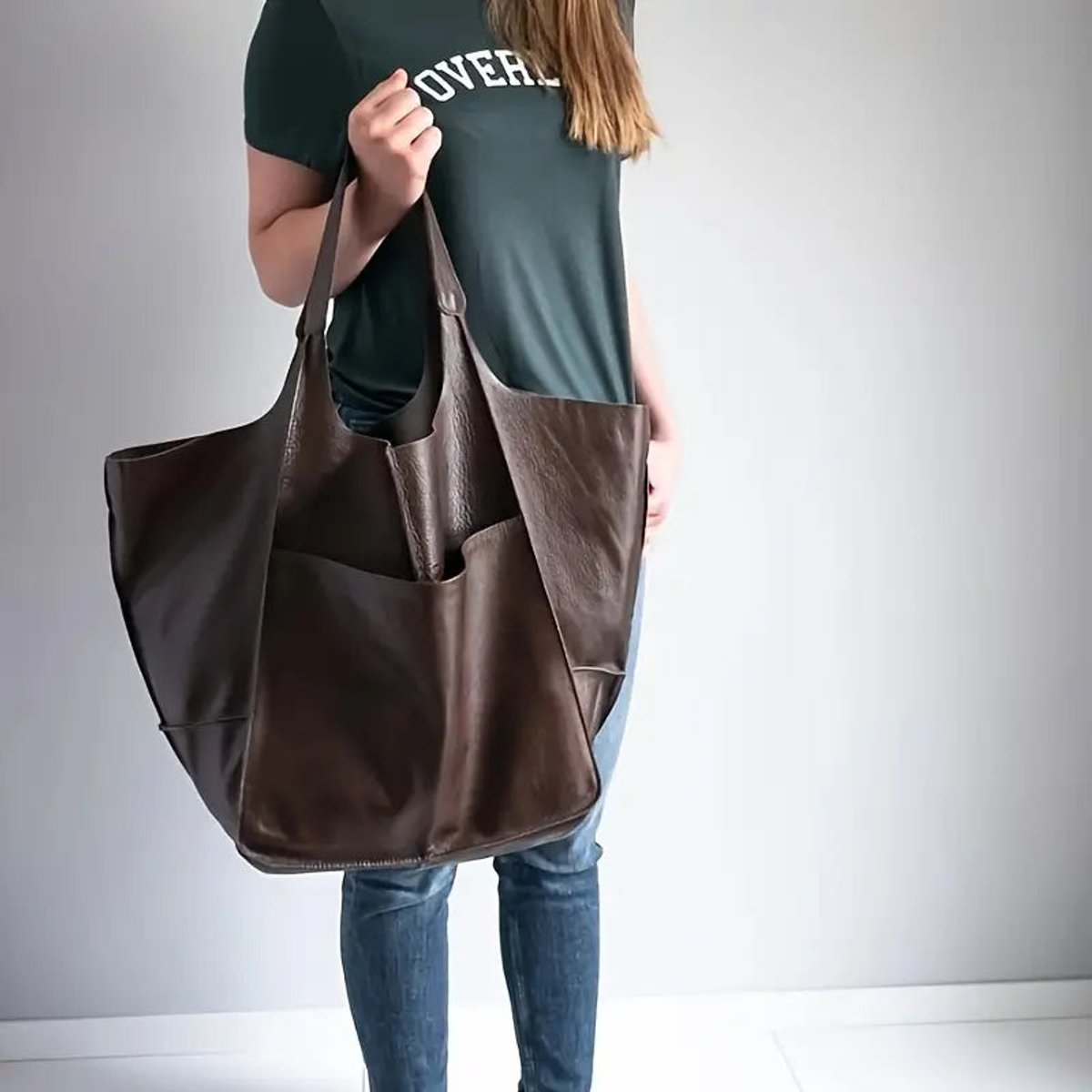 Women's Oversized Vegan Leather Magnetic-Closure Tote Bag