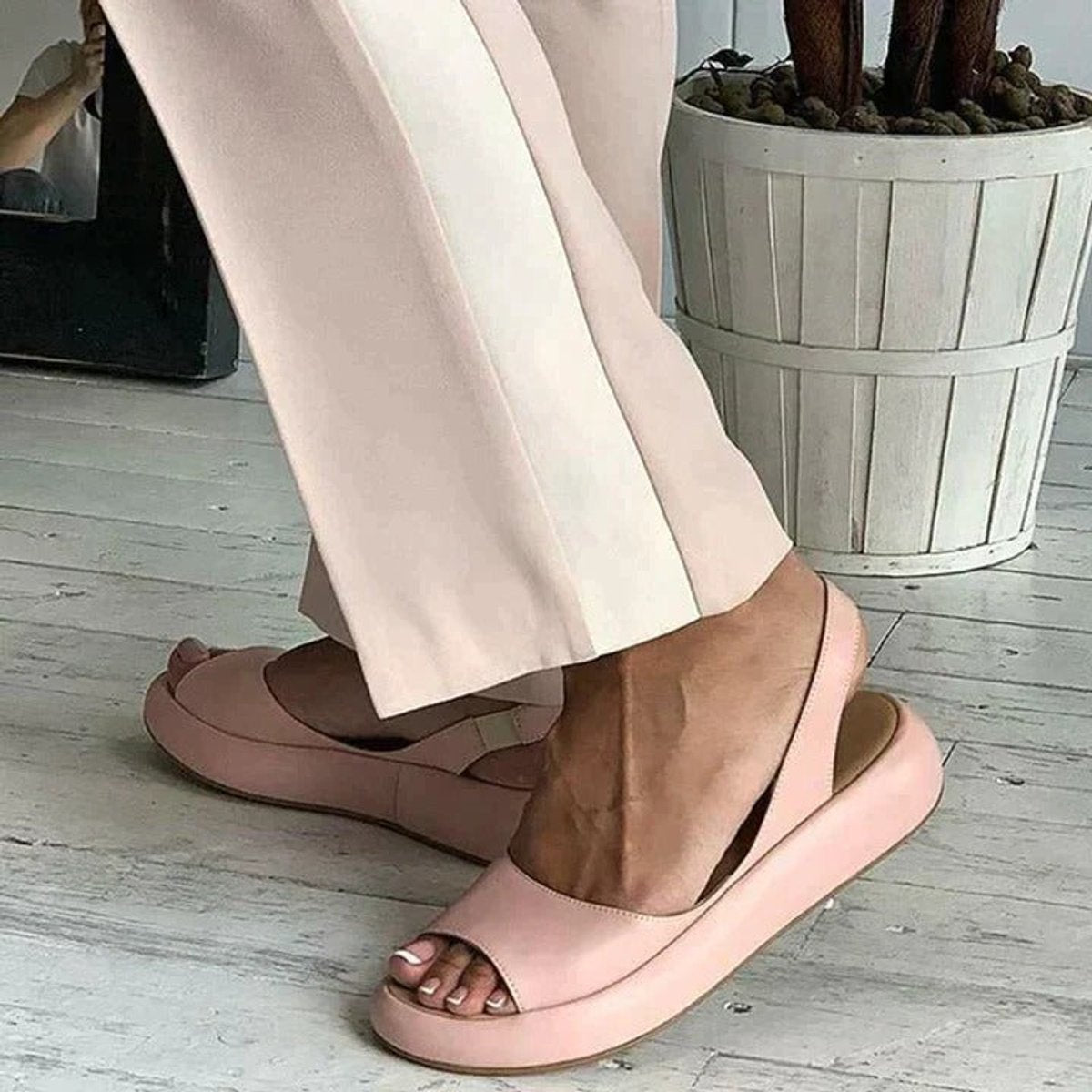 Women's Peep Toe Cushioned Flat Comfortable Sandals Slingback