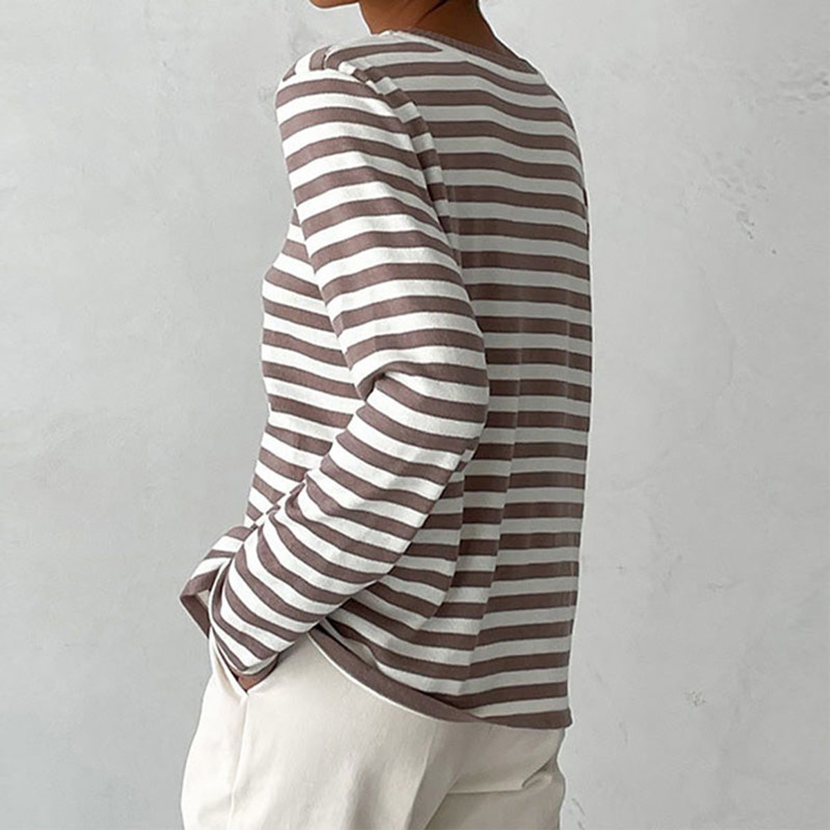 Women's Striped Relaxed-Fit Long-Sleeve Crewneck Sweater