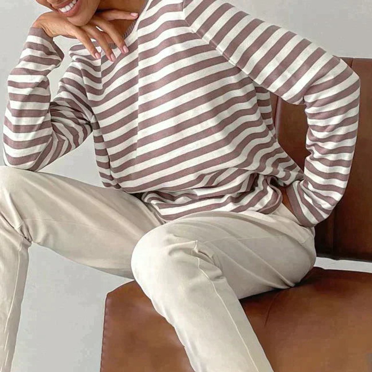 Women's Striped Relaxed-Fit Long-Sleeve Crewneck Sweater